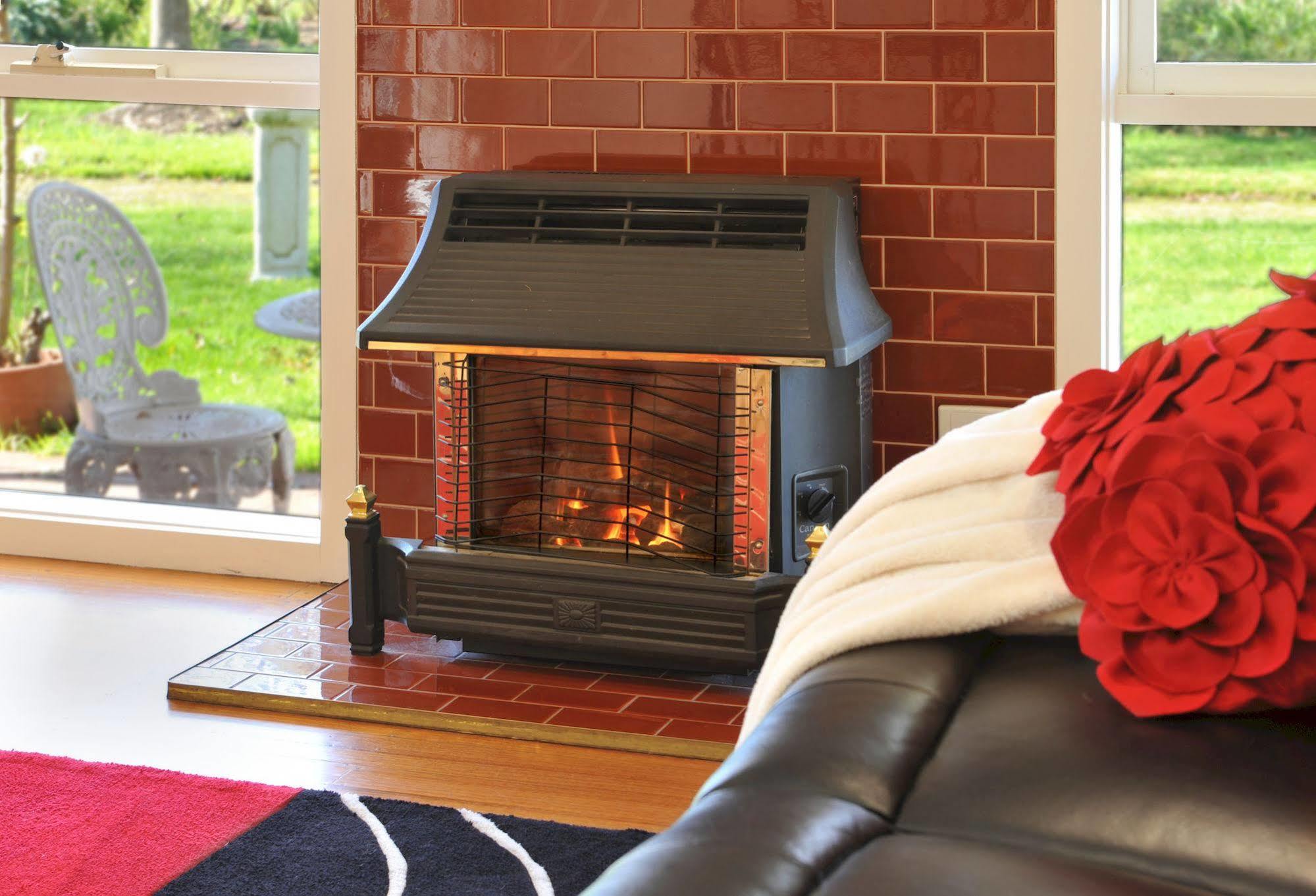 Lakeside Cottage Luxury B&B Mount Dandenong Eksteriør billede